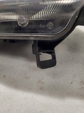 Laden Sie das Bild in den Galerie-Viewer, Frontscheinwerfer Ford Kuga Rechts Scheinwerfer Headlight SCH6995491805oh