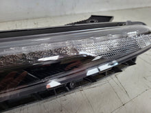 Laden Sie das Bild in den Galerie-Viewer, Frontscheinwerfer Hyundai Kona 92208-J9500 LED Rechts Scheinwerfer Headlight