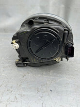 Load image into Gallery viewer, Frontscheinwerfer VW New Beetle 5C1941006 Ein Satz Scheinwerfer Headlight SCH3997034745bw