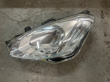 Laden Sie das Bild in den Galerie-Viewer, Frontscheinwerfer Citroën Berlingo 9806306180 Links Scheinwerfer Headlight SCH8875894409ph