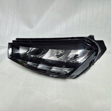 Laden Sie das Bild in den Galerie-Viewer, Frontscheinwerfer Skoda Fabia I 6VB941015 Links Scheinwerfer Headlight SCH6714256114kc