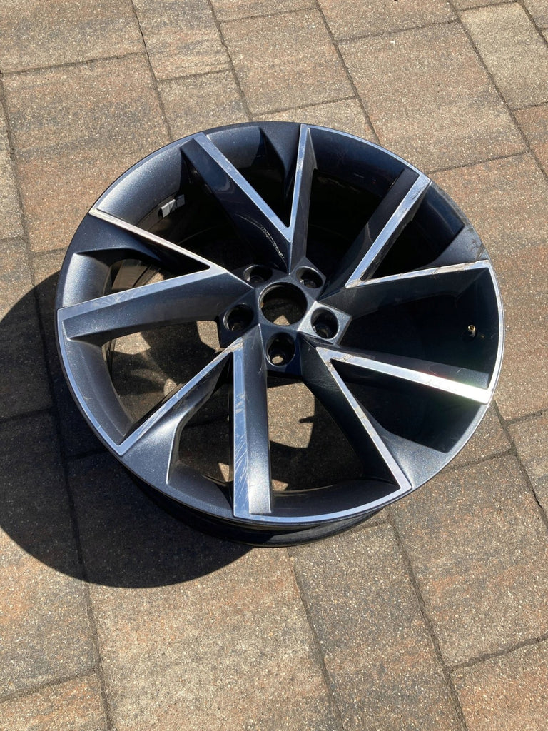1x Alufelge 19 Zoll 5x112 3V0601025AP Skoda Superb Rim Wheel FEL2077553207jk