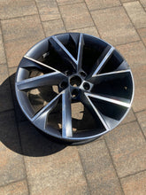 Load image into Gallery viewer, 1x Alufelge 19 Zoll 5x112 3V0601025AP Skoda Superb Rim Wheel FEL2077553207jk