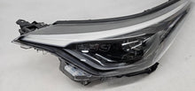 Laden Sie das Bild in den Galerie-Viewer, Frontscheinwerfer Toyota C-Hr 81150-YP280-00 Links Scheinwerfer Headlight