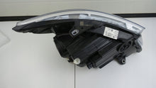 Laden Sie das Bild in den Galerie-Viewer, Frontscheinwerfer Mercedes-Benz Vito W447 A4479069700 LED Links Headlight