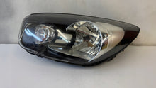 Laden Sie das Bild in den Galerie-Viewer, Frontscheinwerfer Kia Rio II 92101-1Y0 Links Scheinwerfer Headlight SCH2298588116ow