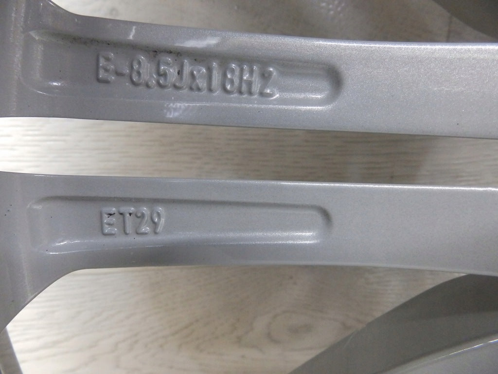1x Alufelge 18 Zoll 8.5" 5x112 29ET Silber 8W0601025AJ Audi A4 B9 Rim Wheel FEL7037109787zg