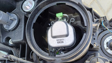 Laden Sie das Bild in den Galerie-Viewer, Frontscheinwerfer Mazda 5 Cw Links Scheinwerfer Headlight SCH1141359451ty