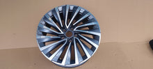 Load image into Gallery viewer, 1x Alufelge 18 Zoll 8.0" 5x112 44ET 3P0601025F Skoda Rim Wheel FEL6172482754gt