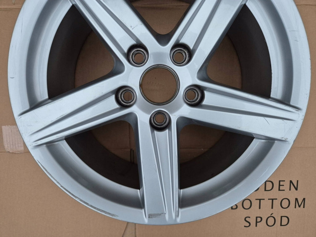 1x Alufelge 16 Zoll 6.5" 5x112 48ET 8V0601025CR Audi A3 Rim Wheel FEL2234851059wh