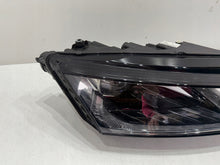 Laden Sie das Bild in den Galerie-Viewer, Frontscheinwerfer Skoda Octavia IV 5E4941015A 5E4941016A Ein Satz Headlight SCH3364774562bh