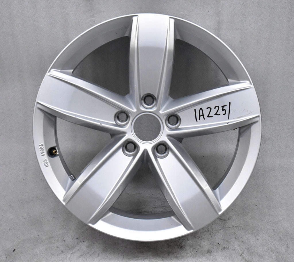 1x Alufelge 17 Zoll 6.5" 5x112 38ET Glanz Silber 5NA071497 VW Tiguan Rim Wheel