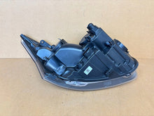Laden Sie das Bild in den Galerie-Viewer, Frontscheinwerfer Ford Transit GK31-13W030-BC Links Scheinwerfer Headlight SCH9158496279fj