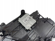 Laden Sie das Bild in den Galerie-Viewer, Frontscheinwerfer Seat Ateca 577941032C Vorderseite Scheinwerfer Headlight