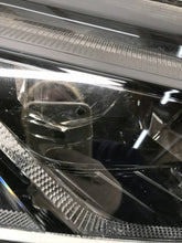 Laden Sie das Bild in den Galerie-Viewer, Frontscheinwerfer Skoda Octavia IV 5E4941016A LED Rechts Scheinwerfer Headlight SCH1965047957kd