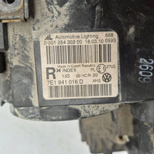 Laden Sie das Bild in den Galerie-Viewer, Frontscheinwerfer VW T5 7E1941016D Rechts Scheinwerfer Headlight
