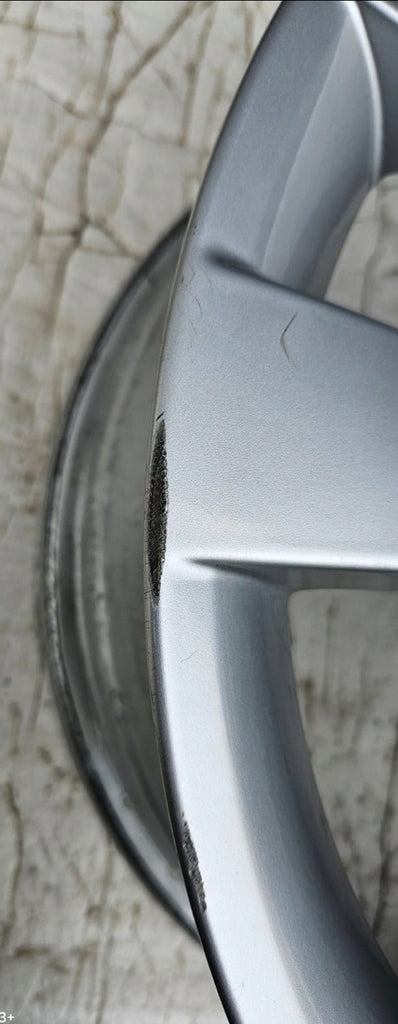 1x Alufelge 17 Zoll 7.0" 5x112 49ET Glanz Silber 5E0601025BG Skoda Octavia Iii