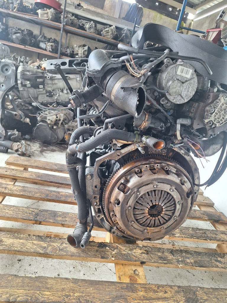 Motor Nissan M9R 2.0 115KM L782 4 DCI 115PS 200TKm Diesel Engine Unkomplett