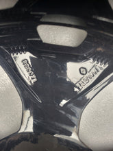 Load image into Gallery viewer, 1x Alufelge 17 Zoll 6.5" 5x114.3 50ET 403004905R Dacia Duster Rim Wheel FEL3683110057db