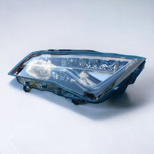 Laden Sie das Bild in den Galerie-Viewer, Frontscheinwerfer Seat Ateca 576941007D LED Links Scheinwerfer Headlight