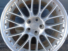 Laden Sie das Bild in den Galerie-Viewer, 1x Alufelge 19 Zoll 8.5&quot; 5x112 Glanz Silber 4F0601025L Audi A6 C6 Rim Wheel