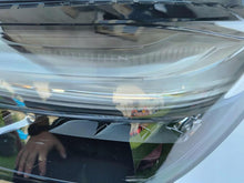 Laden Sie das Bild in den Galerie-Viewer, Frontscheinwerfer Honda Hr-V Logo W6500 Full LED Ein Stück (Rechts oder Links)