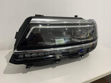 Load image into Gallery viewer, Frontscheinwerfer VW Tiguan 5NB941081A LED Links Scheinwerfer Headlight