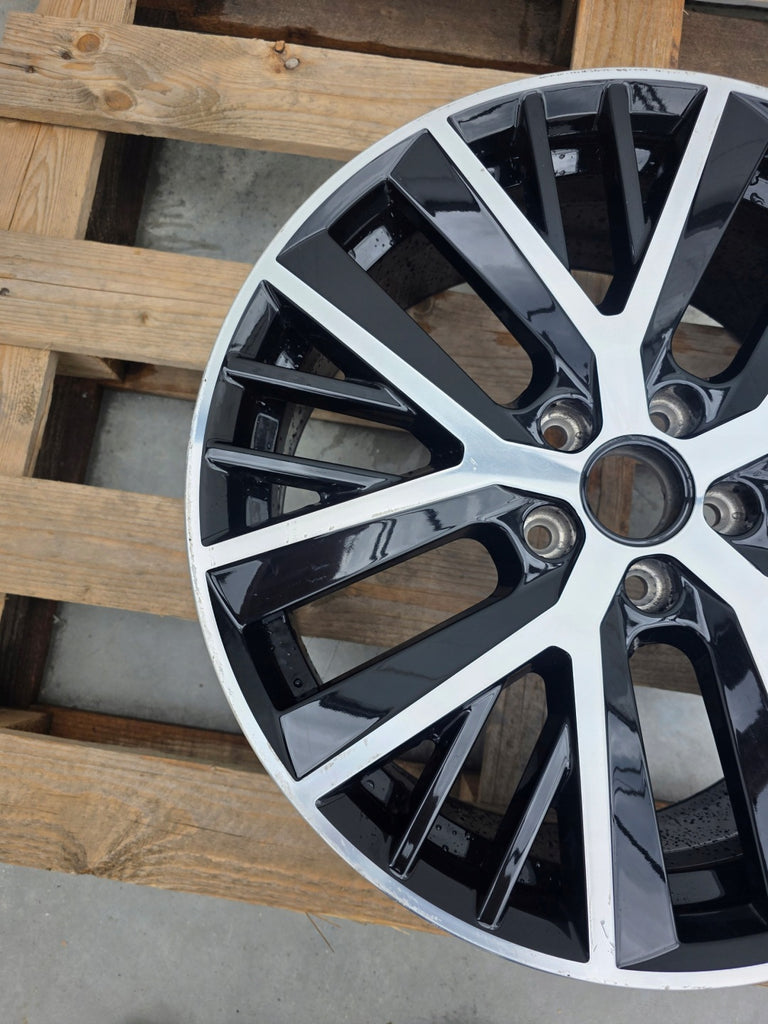 1x Alufelge 19 Zoll 7.5" 5x112 51ET Glanz Schwarz 5G0601025AN VW Golf VII I FEL2730181811ri