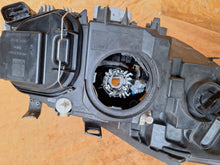 Laden Sie das Bild in den Galerie-Viewer, Frontscheinwerfer BMW X1 E84 7290239-07 Xenon Links Scheinwerfer Headlight SCH6628936682zr
