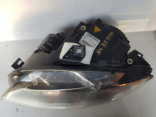 Load image into Gallery viewer, Frontscheinwerfer Audi A4 B7 0301219271 8E0941003 Xenon Links Headlight