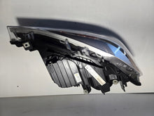 Load image into Gallery viewer, Frontscheinwerfer BMW 3 F30 F31 63117259526 Bi-Xenon Rechts Headlight SCH6730234575ii