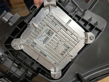 Laden Sie das Bild in den Galerie-Viewer, Frontscheinwerfer Renault 260609504R 80A805607 Full LED Links Headlight SCH5472761927st