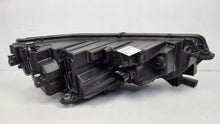 Laden Sie das Bild in den Galerie-Viewer, Frontscheinwerfer Skoda Octavia I 5E4941015 LED Links Scheinwerfer Headlight SCH5777825036yw