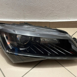 Frontscheinwerfer Skoda Superb III 3V1941016B Xenon Rechts Headlight SCH8350653061nr