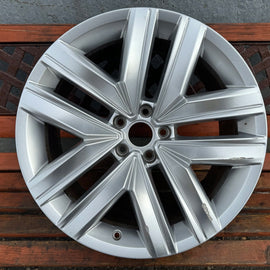 1x Alufelge 19 Zoll 8.5