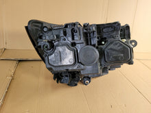 Laden Sie das Bild in den Galerie-Viewer, Frontscheinwerfer VW Multivan 7L1941035D LED Links Scheinwerfer Headlight SCH1626479730kx