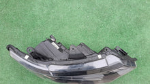 Load image into Gallery viewer, Frontscheinwerfer Mitsubishi Outlander III 8301D3-32 Full LED Rechts Headlight SCH8569006094ke