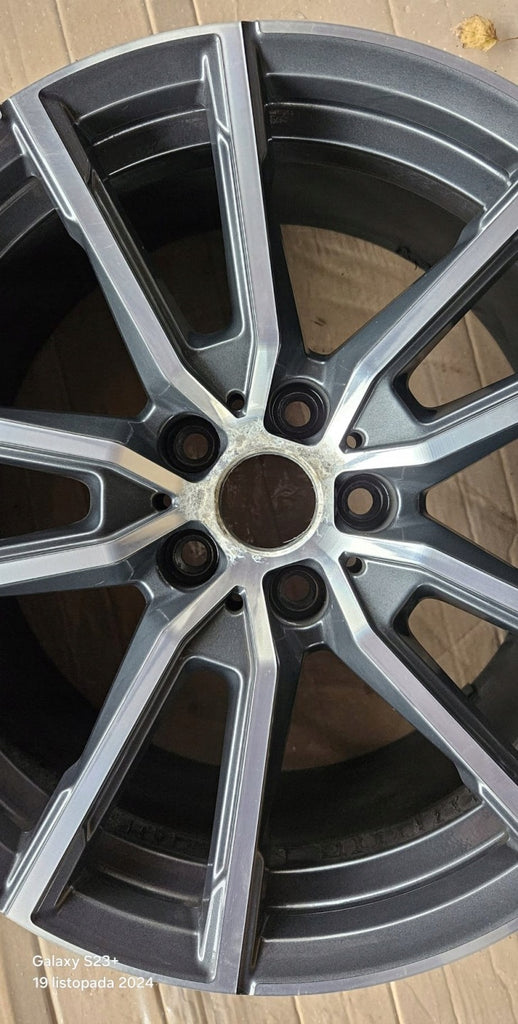 1x Alufelge 18 Zoll 8.5" 5x112 40ET Glanz Graphit 6897082 BMW 3 Rim Wheel FEL6313461548wu