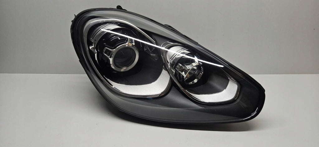 Frontscheinwerfer Porsche Cayenne 7P1941752F Xenon Rechts Scheinwerfer Headlight SCH6851673675zt
