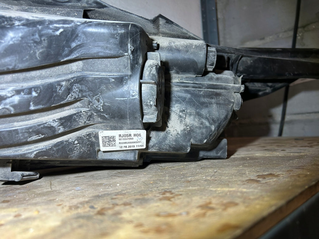 Frontscheinwerfer Kia Ceed 92102-J7051 J791-22040 J792111020 Rechts Headlight