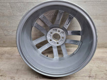 Laden Sie das Bild in den Galerie-Viewer, 1x Alufelge 17 Zoll 5x100 6C0601025B VW Polo Rim Wheel FEL7871424486bx
