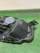 Laden Sie das Bild in den Galerie-Viewer, Frontscheinwerfer Peugeot Partner Rifter 90146217 Links Scheinwerfer Headlight SCH5906249953td