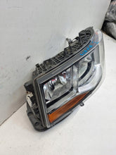 Laden Sie das Bild in den Galerie-Viewer, Frontscheinwerfer 2379889 LED Links Scheinwerfer Headlight