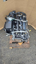 Laden Sie das Bild in den Galerie-Viewer, Motor Toyota Auris Yaris 1NR-FE 1.3 106TKm 2010 Benzin Engine Unkomplett MOT5799241923yz