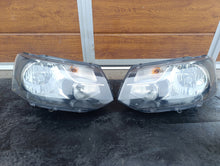 Laden Sie das Bild in den Galerie-Viewer, Frontscheinwerfer VW T5 7E1941015 Ein Stück (Rechts oder Links) Headlight