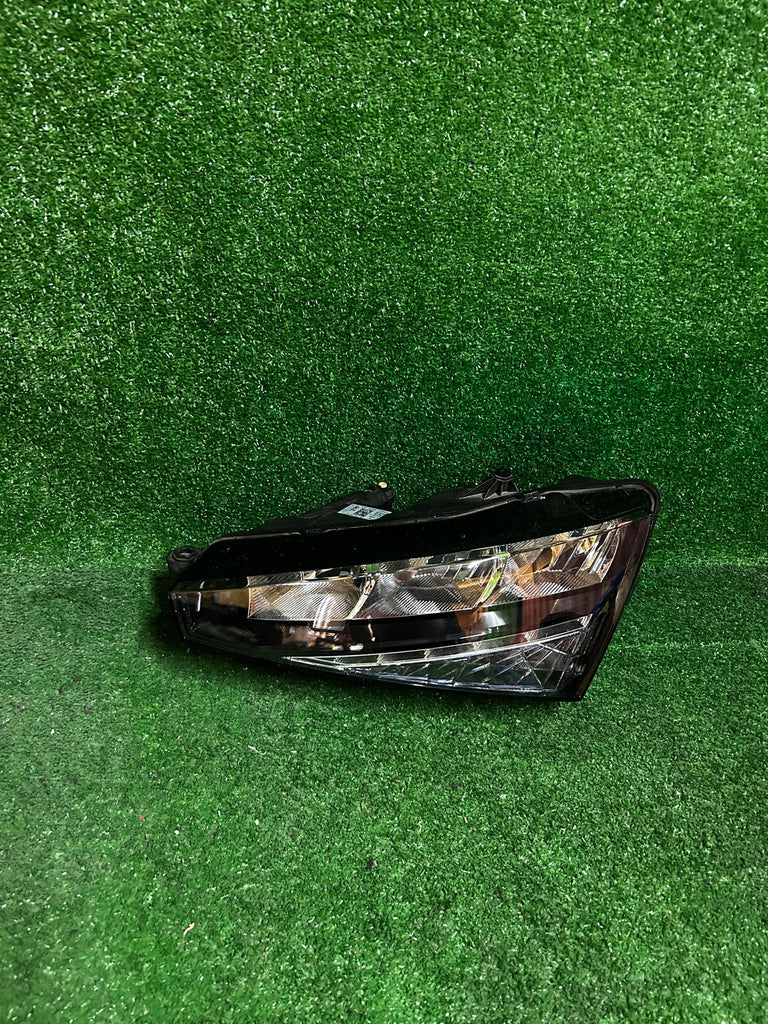 Frontscheinwerfer Skoda Scala 657941015 LED Links Scheinwerfer Headlight SCH3248943527mk