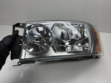 Load image into Gallery viewer, Frontscheinwerfer 2442689 Links Scheinwerfer Headlight SCH8038247472vm