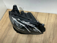 Laden Sie das Bild in den Galerie-Viewer, Frontscheinwerfer Mercedes-Benz W213 A2139066601 LED Rechts Headlight