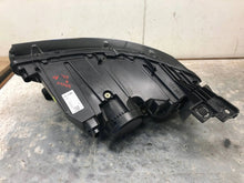 Laden Sie das Bild in den Galerie-Viewer, Frontscheinwerfer Opel Mokka 9834007980 Rechts Scheinwerfer Headlight SCH1866933739gb