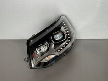 Laden Sie das Bild in den Galerie-Viewer, Frontscheinwerfer VW Transporter 7E5941015 Xenon Links Scheinwerfer Headlight